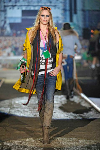 Dsquared2 2012 Spring Summer Womens Runway Collection: Designer Denim Jeans Fashion: Season Lookbooks, Ad Campaigns and Linesheets