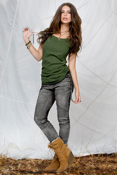 Fox Head Girls 2011 Fall Lookbook: Designer Denim Jeans Fashion: Season Collections, Ad Campaigns and Linesheets