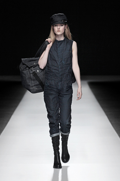 G-Star RAW 2012-2013 Fall Winter Womens Collection: Designer Denim Jeans Fashion: Season Lookbooks, Runways, Ad Campaigns and Linesheets