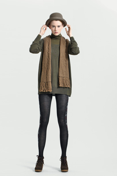 Uniqlo 2011-2012 Fall Winter Womens Lookbook: Designer Denim Jeans Fashion: Season Lookbooks, Ad Campaigns and Linesheets